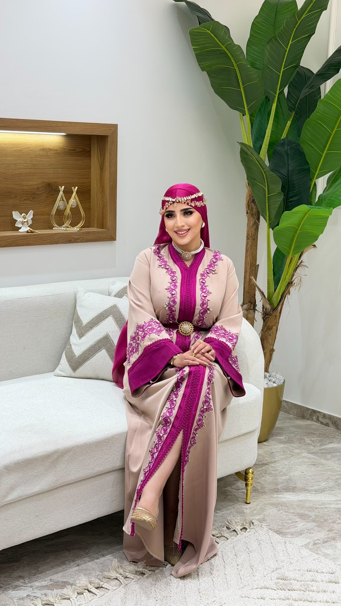 caftan broderie rose