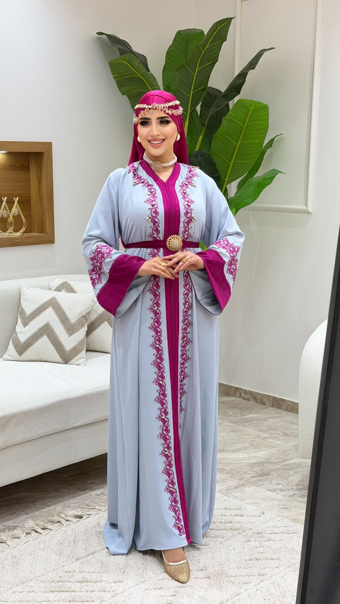 caftan broderie rose