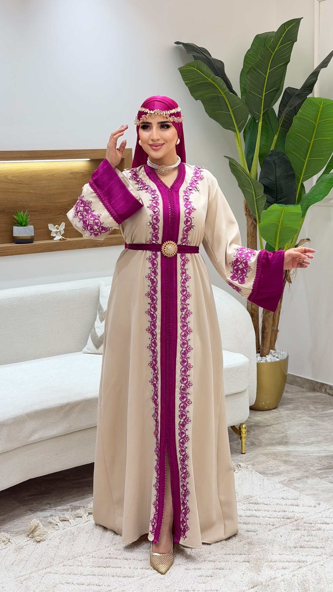 caftan broderie rose